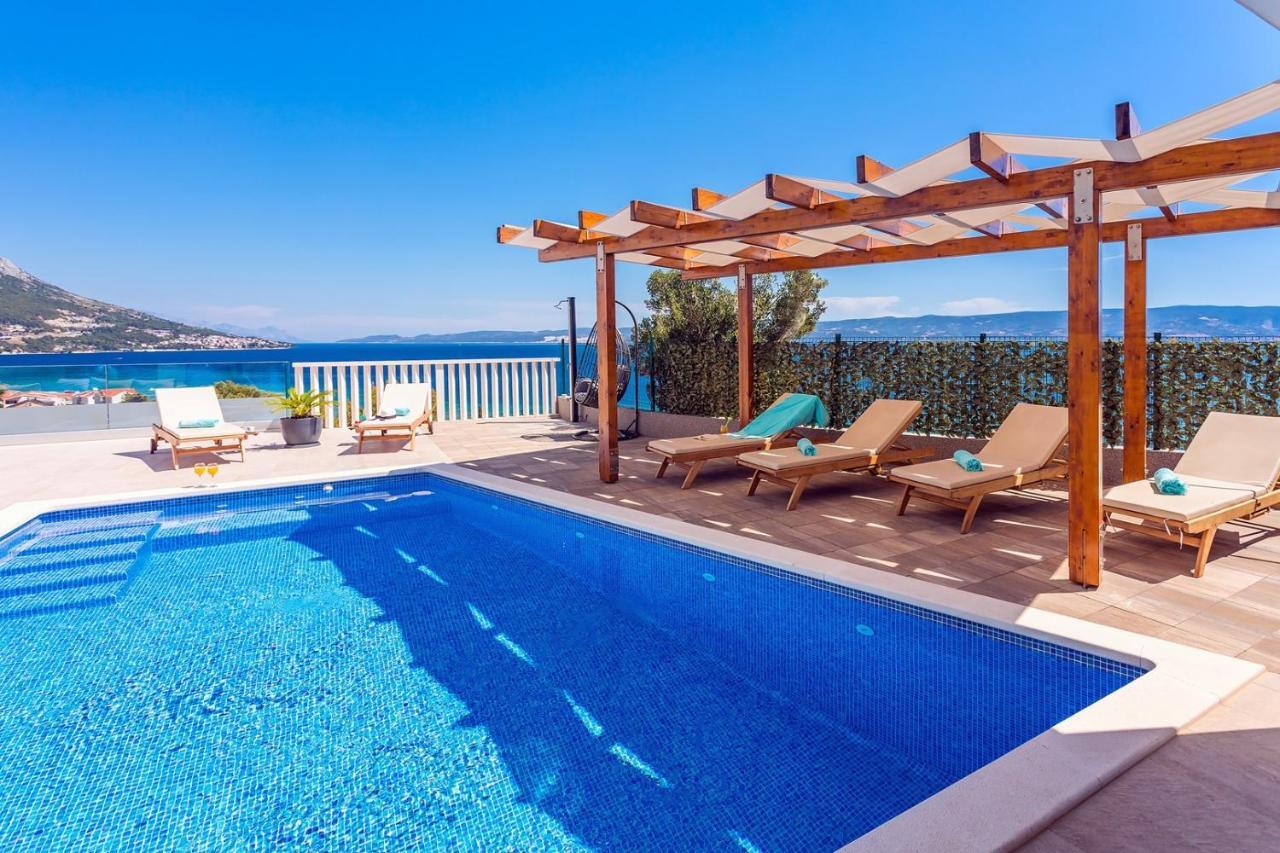 Villa Matan - Only 200M From The Sandy Beaches, Private 28M2 Pool Omiš Eksteriør bilde