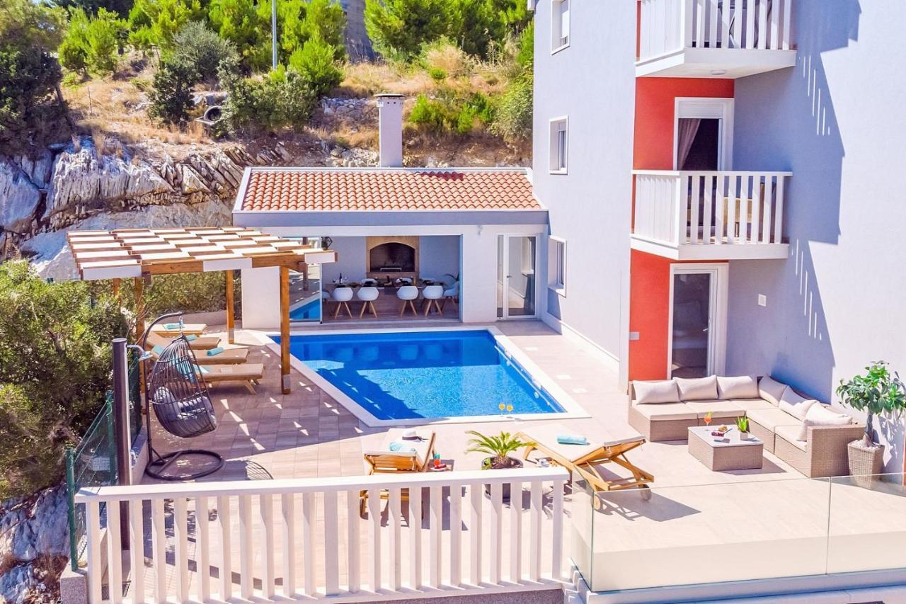 Villa Matan - Only 200M From The Sandy Beaches, Private 28M2 Pool Omiš Eksteriør bilde