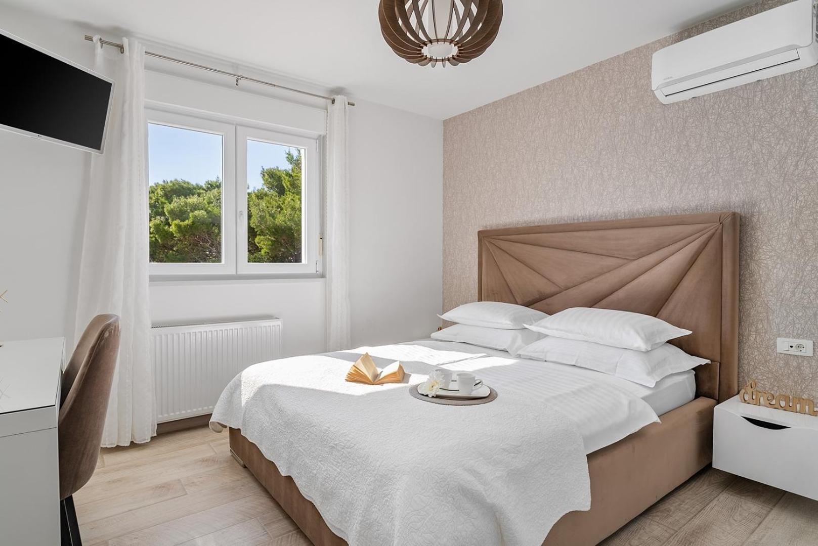 Villa Matan - Only 200M From The Sandy Beaches, Private 28M2 Pool Omiš Eksteriør bilde